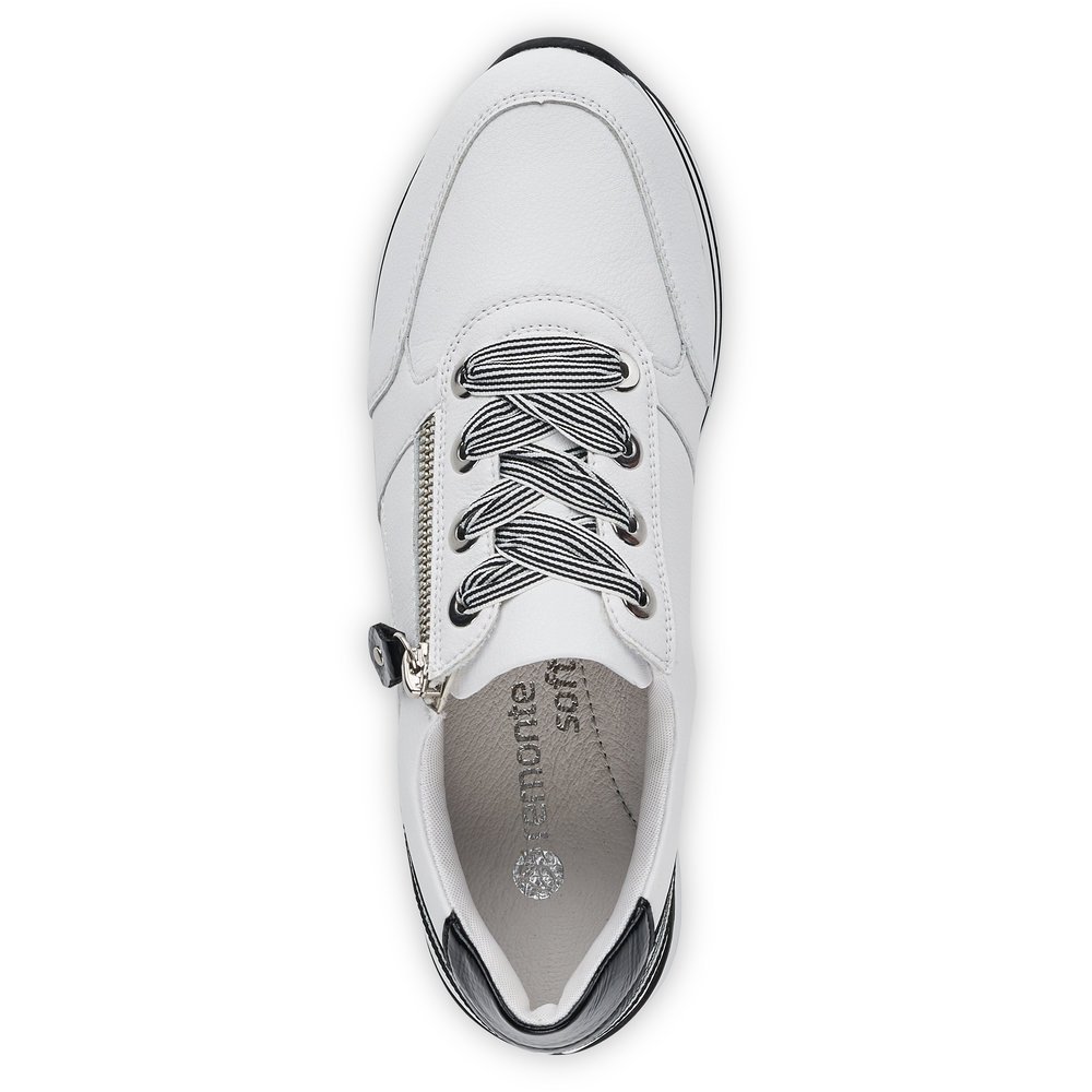 Classy white remonte women´s sneakers D1312-80 with zipper and stripe pattern. Shoe from the top.