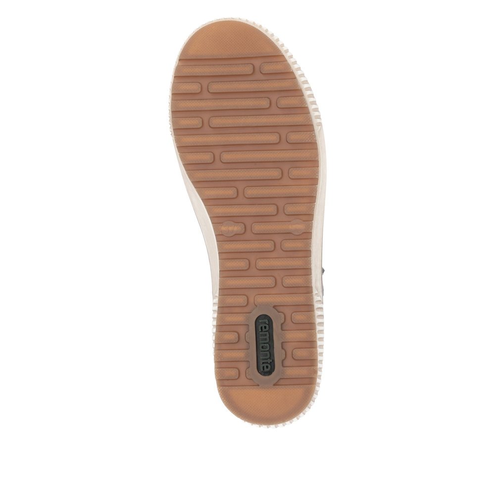 Coffee brown remonte women´s lace-up shoes D0700-25 with remonteTEX technology. Outsole of the shoe.