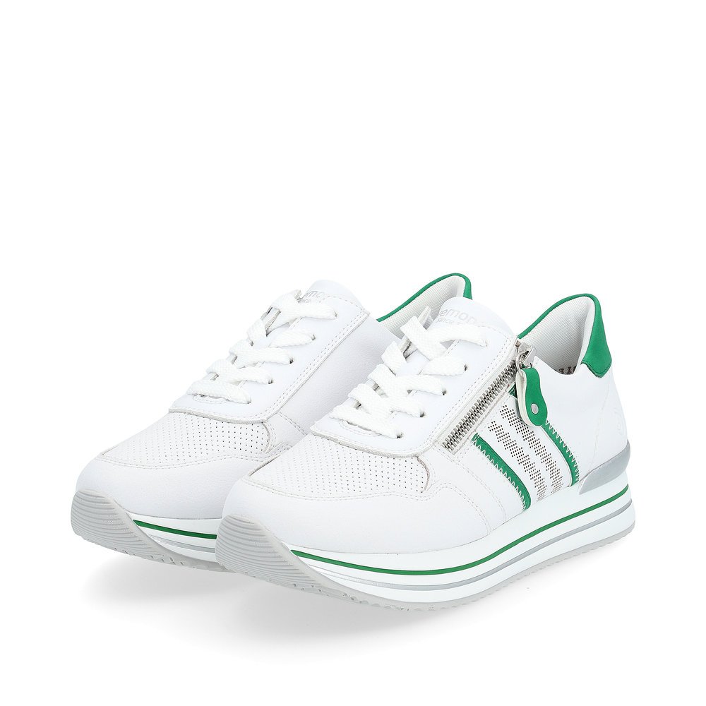 White remonte women´s sneakers D1318-82 with zipper and decorative stitching. Shoes laterally.