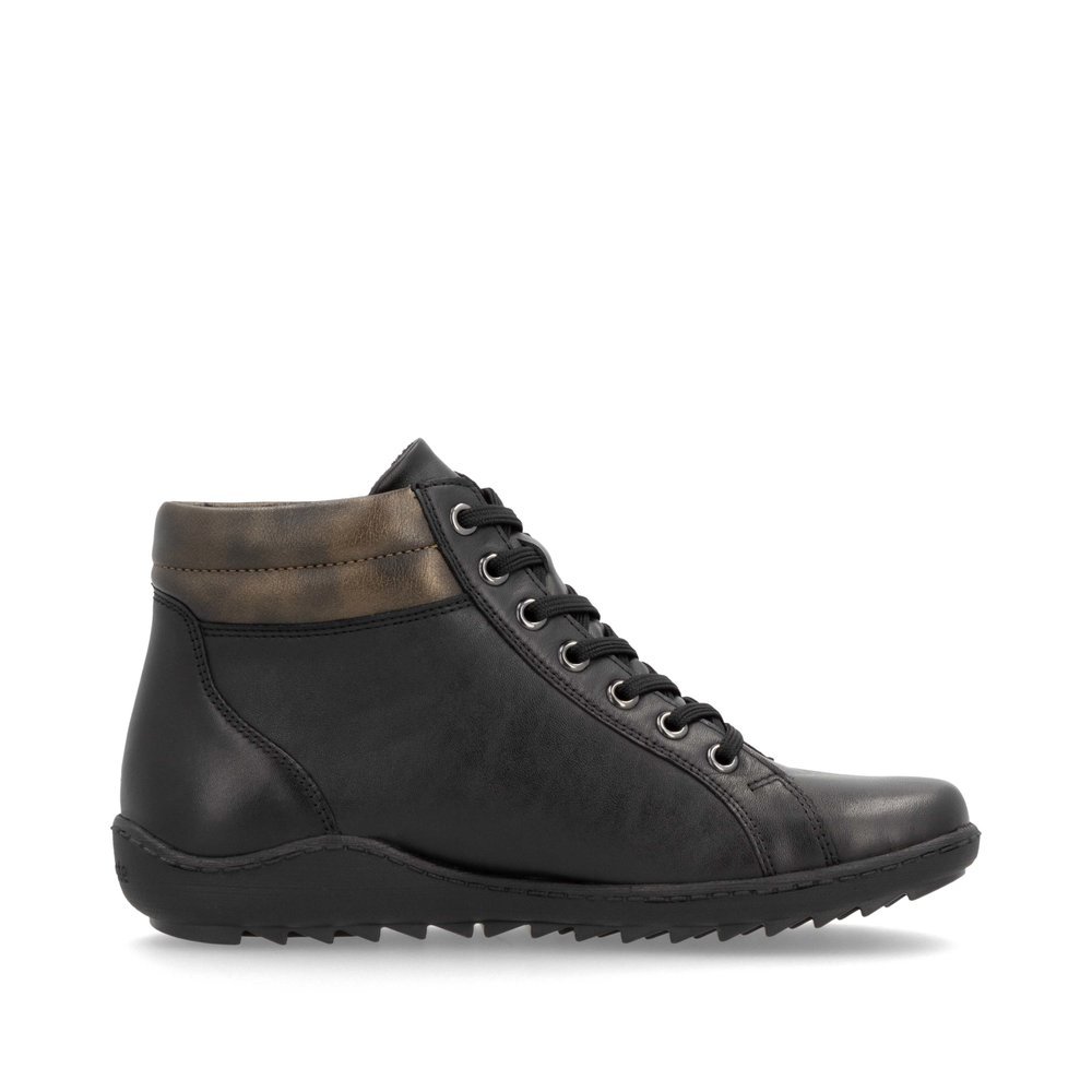 Black remonte women´s lace-up shoes R1458-03 with remonteTEX technology. Shoe inside.