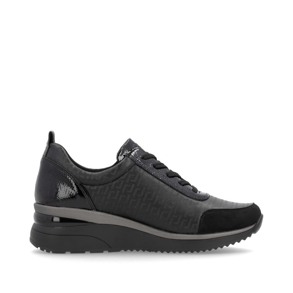 Black remonte women´s sneakers D2401-06 with a zipper as well as comfort width G. Shoe inside.