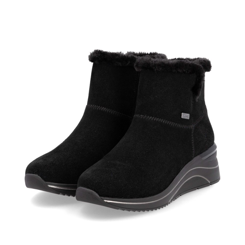 Night black remonte women´s ankle boots D0T76-00 with remonteTEX technology. Shoes laterally.