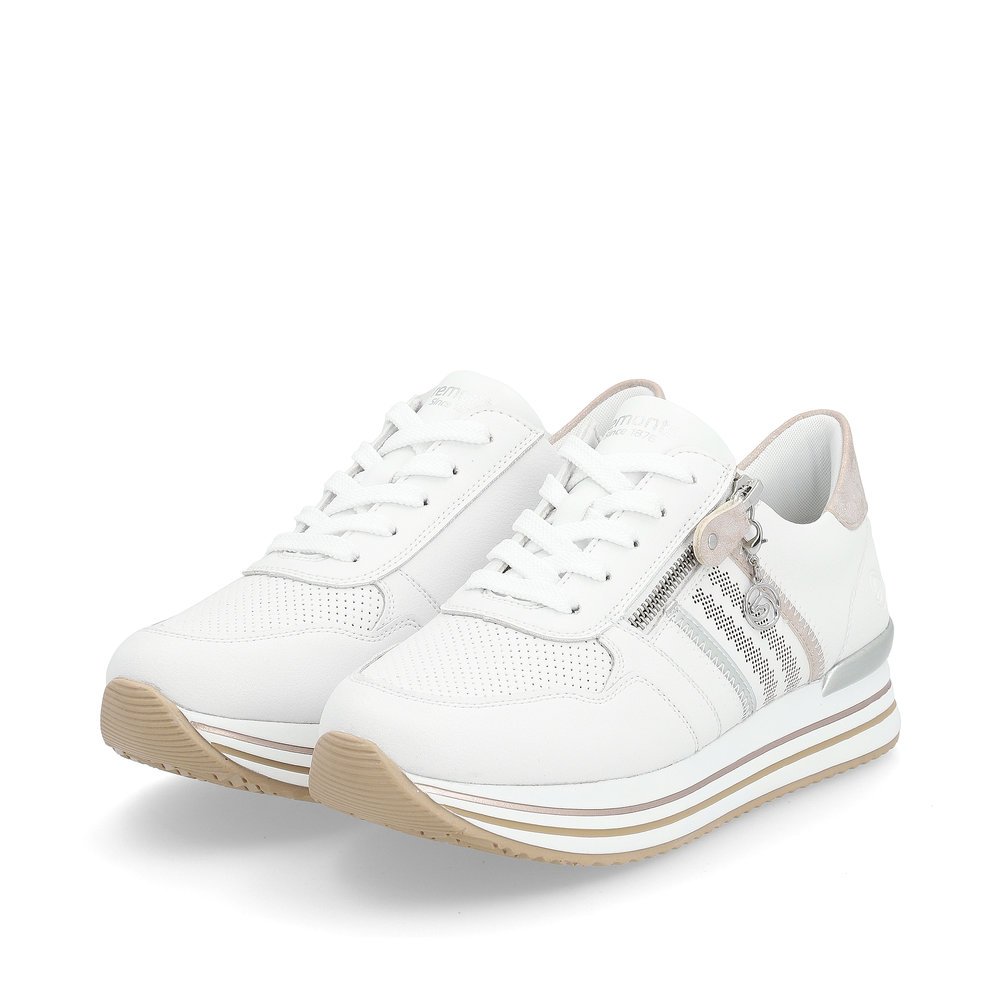 White remonte women´s sneakers D1318-80 with a zipper and decorative stitching. Shoes laterally.