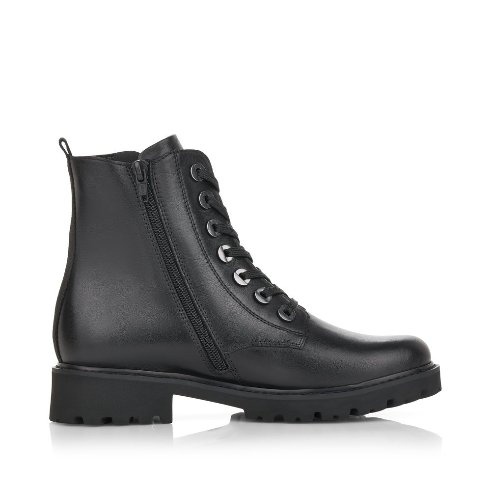 Black remonte women´s biker boots D8671-01 with a zipper as well as comfort width G. Shoe inside.