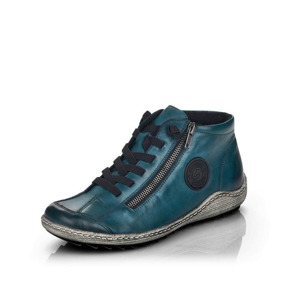 Petrolfarbene remonte Damen Schnürschuhe R1498-12 mit schwarzem Logo. Schuh seitlich schräg.