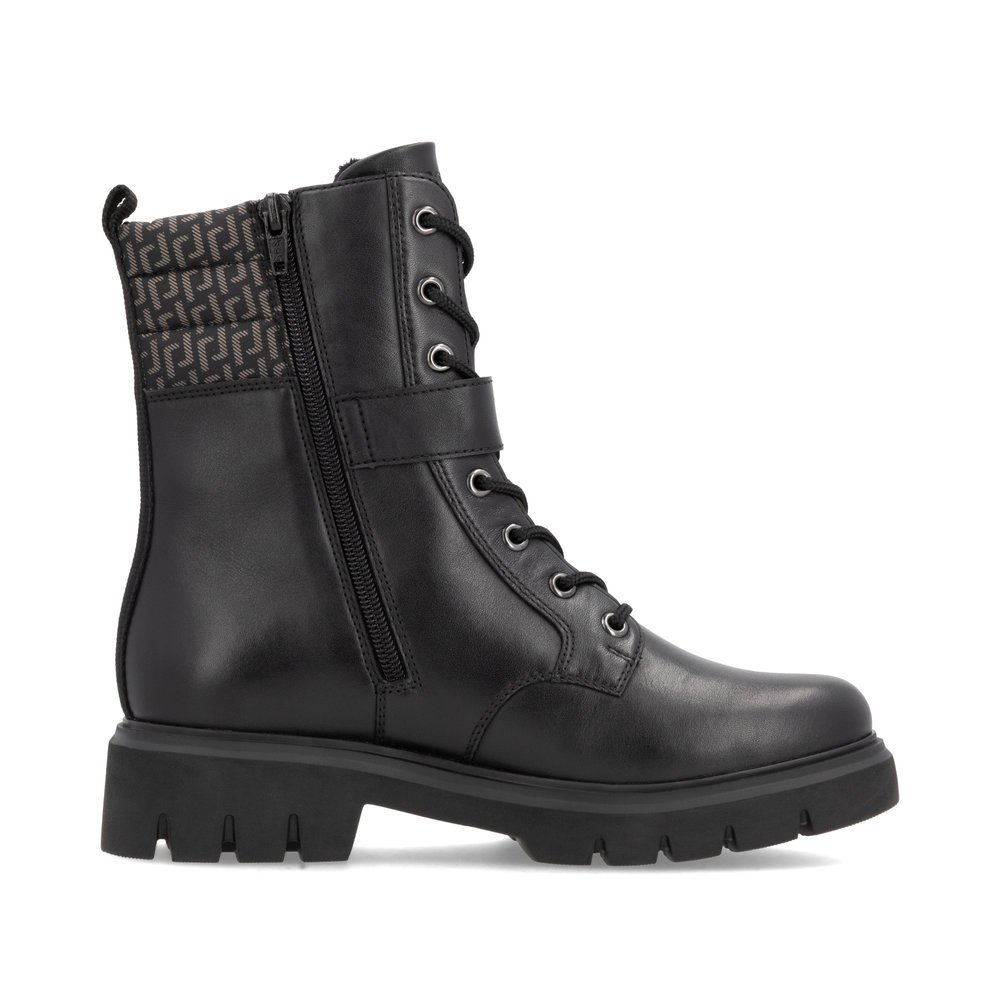 Black remonte women´s biker boots D1W71-03 with decorative buckle as well as zipper. Shoe inside.