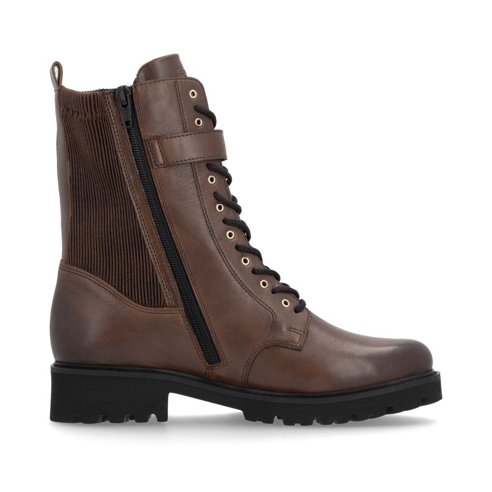 Brown remonte women´s biker boots D8664-25 with decorative buckle as well as zipper. Shoe inside.