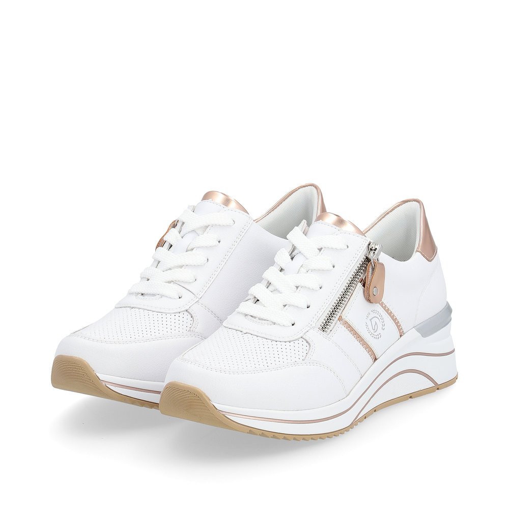 White remonte women´s sneakers D0T04-80 with a zipper and extra width H. Shoes laterally.