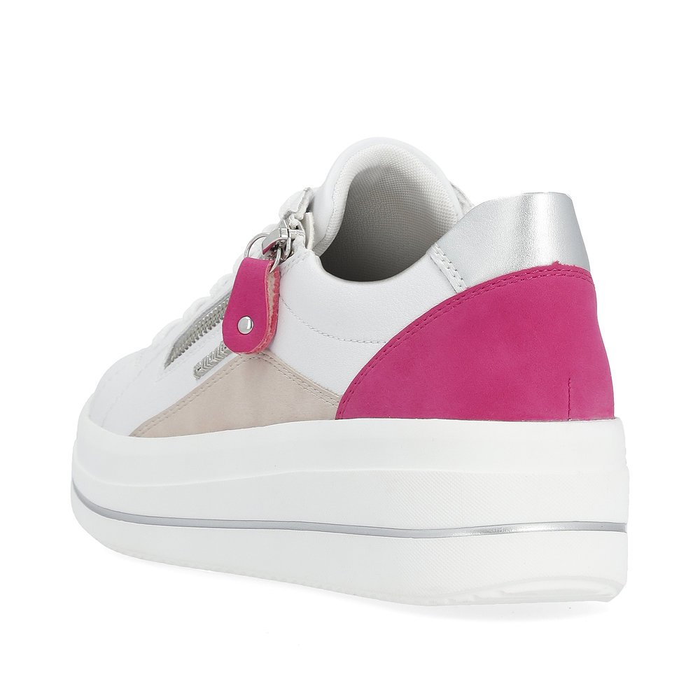 White remonte women´s sneakers D1C01-80 with zipper and comfort width G. Shoe from the back.