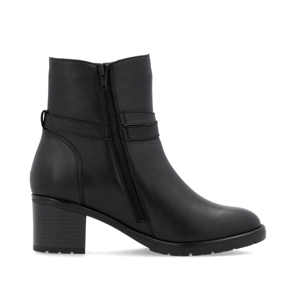 Black remonte women´s ankle boots D2A72-00 with decorative buckle as well as zipper. Shoe inside.