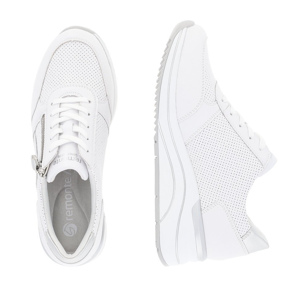 White remonte women´s sneakers D0T06-80 with zipper and extra width H. Shoe from the top, lying.