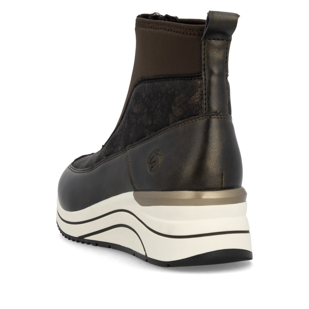 Mocha-coloured vegan remonte women´s ankle boots D0T71-25 with a zipper. Shoe from the back.