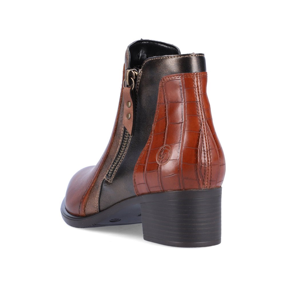 Bottines remonte marron pour femme R5172-23 avec fermeture éclair. Chaussure vue de l'arrière.