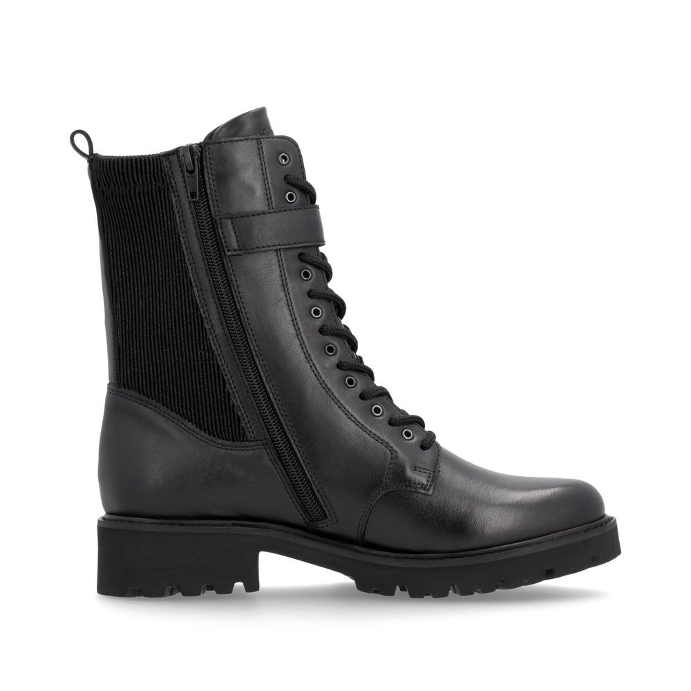 Black remonte women´s biker boots D8664-00 with decorative buckle as well as zipper. Shoe inside.