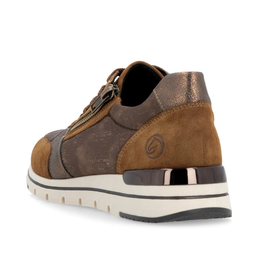 Brown remonte women´s sneakers R6700-22 with a zipper as well as comfort width G. Shoe from the back.