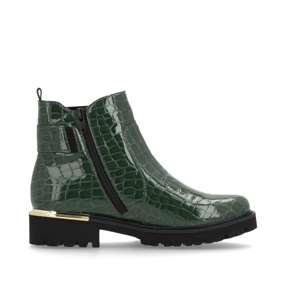 Fir green remonte women´s Chelsea boots D8684-54 with a golden decorative element. Shoe inside.