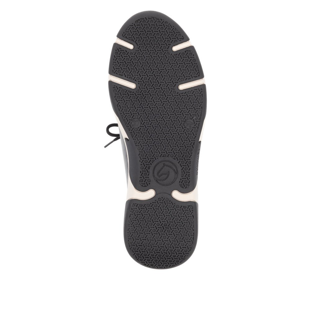 Matt black remonte women´s slippers D1S00-00 with an elastic shaft collar. Outsole of the shoe.