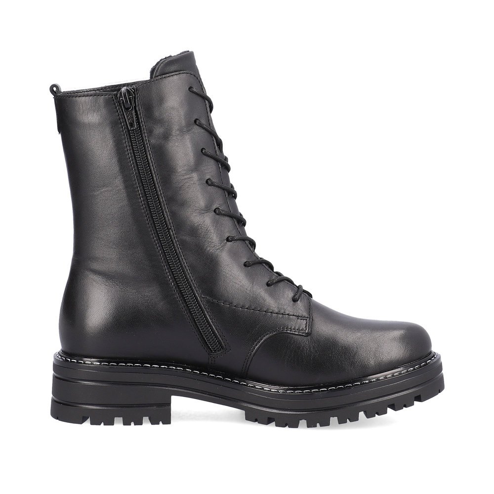 Black remonte women´s biker boots D2278-01 with a zipper as well as comfort width G. Shoe inside.