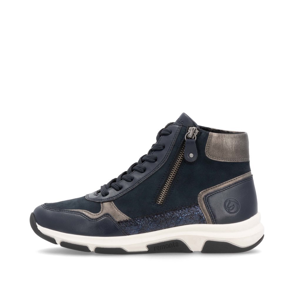 Blue remonte women´s sneakers D1S70-14 with a zipper as well as comfort width G. Outside of the shoe.