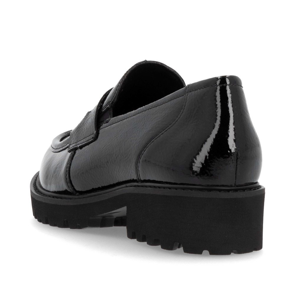 Glanzschwarze remonte Damen Loafer D8602-00 mit Gummizug sowie Komfortweite G. Schuh von hinten.