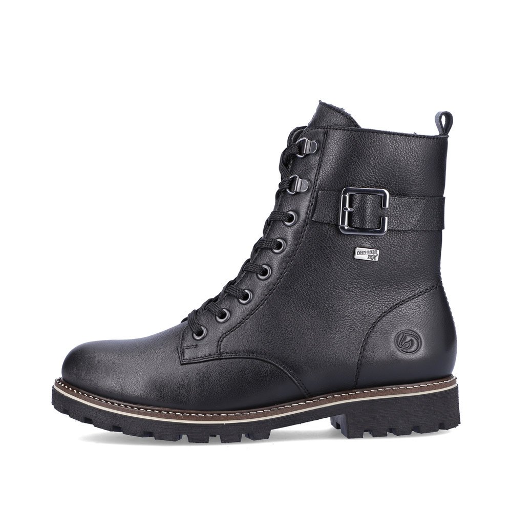 Schwarze remonte Damen Biker Boots D8475-01 mit wasserabweisender TEX-Membran. Schuh Außenseite.