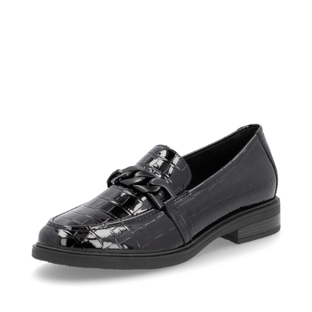 Glanzschwarze remonte Damen Loafer D1U00-00 mit Kettenelement sowie Gummizug. Schuh seitlich schräg.