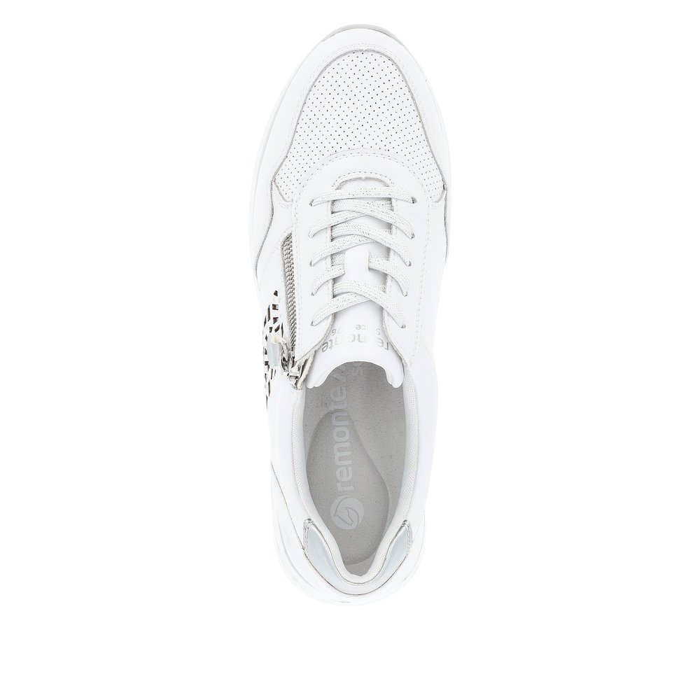 White remonte women´s sneakers D1G00-80 with zipper and cut-outs on the side. Shoe from the top.