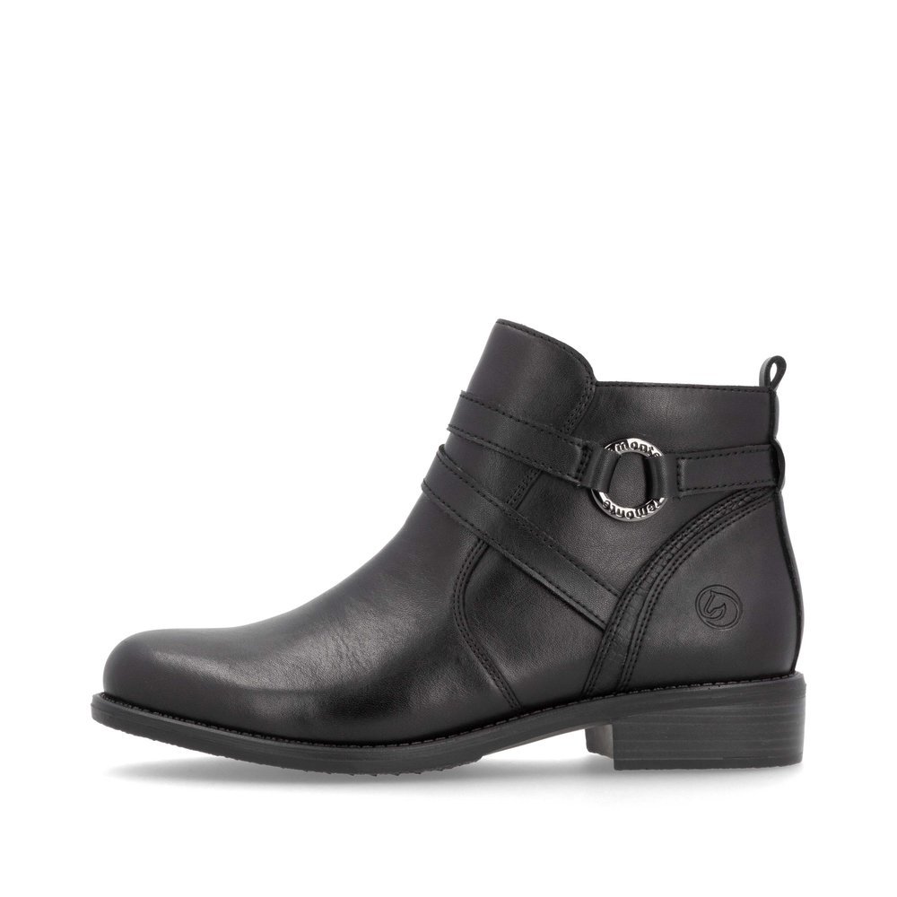 Nachtschwarze remonte Damen Stiefeletten D0F77-00 mit Schmuck-Element. Schuh Außenseite.