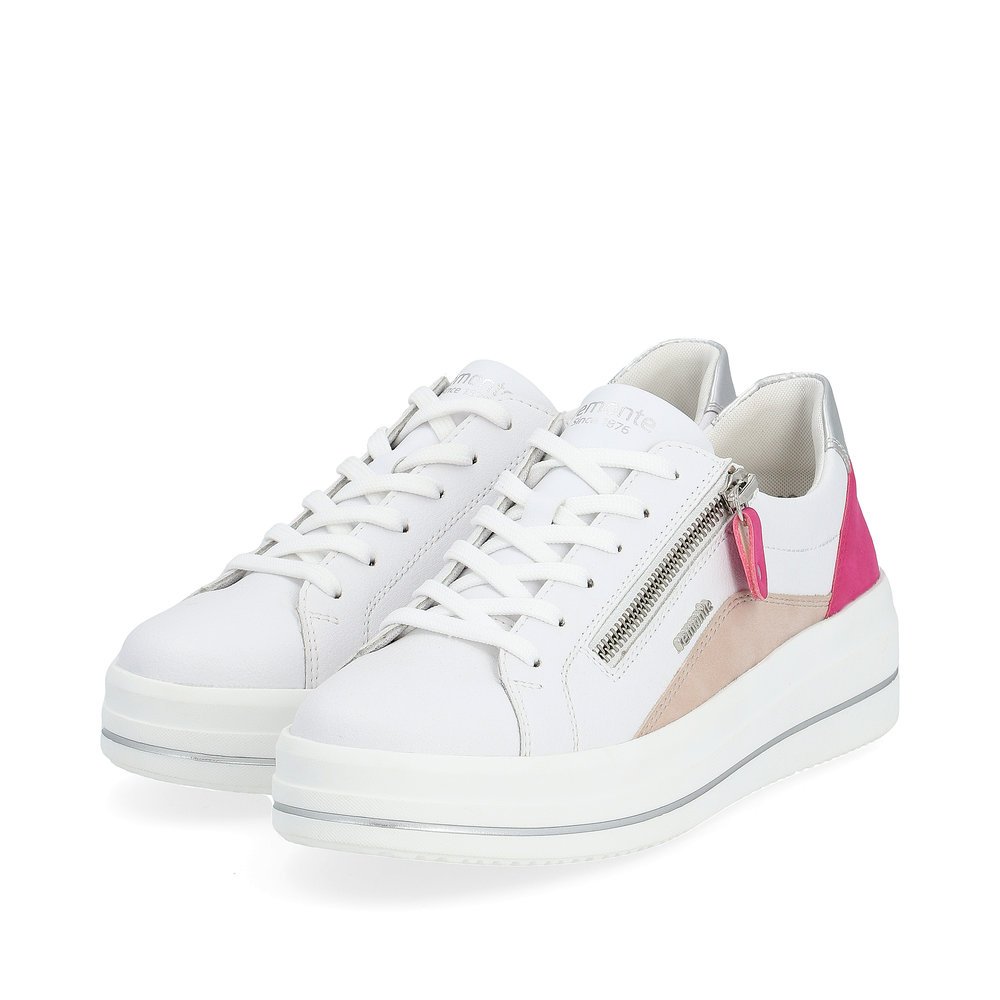White remonte women´s sneakers D1C01-80 with zipper and comfort width G. Shoes laterally.
