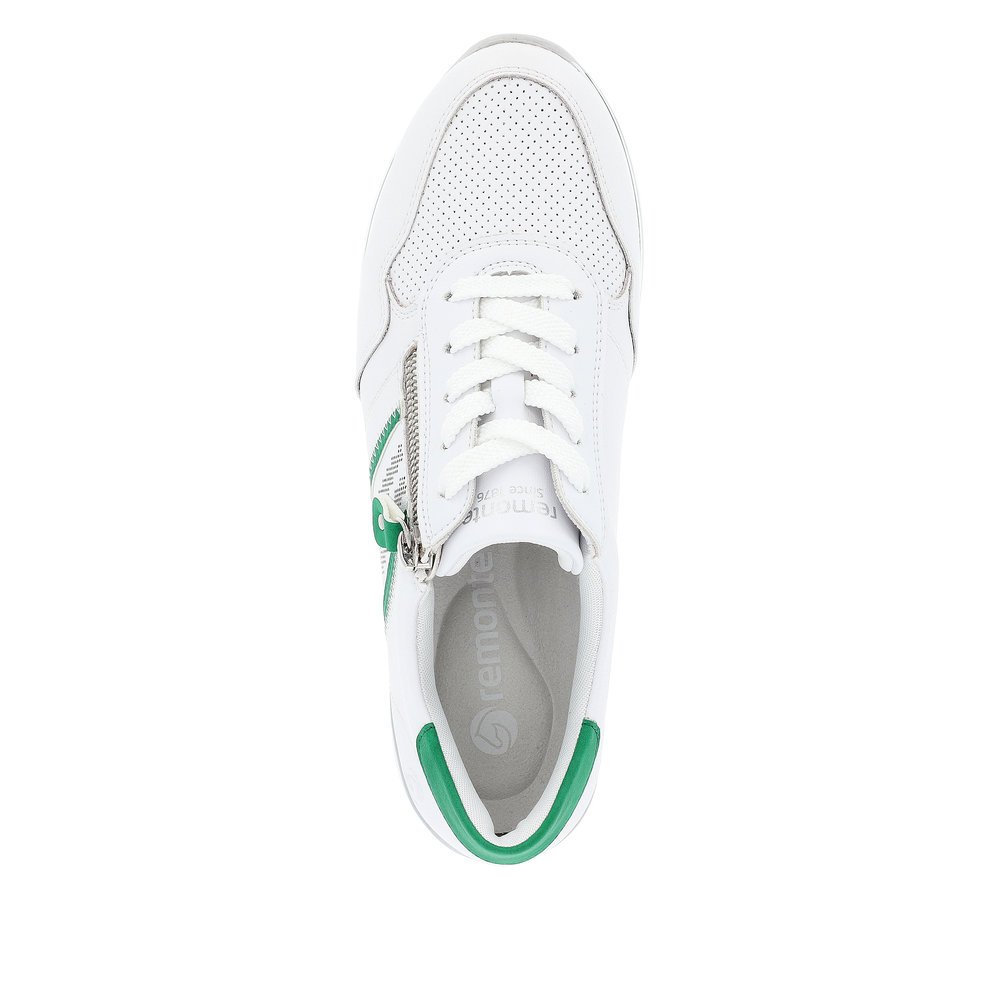 White remonte women´s sneakers D1318-82 with zipper and decorative stitching. Shoe from the top.