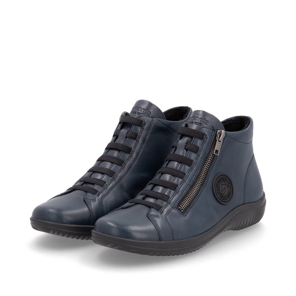 Blue remonte women´s lace-up shoes D1E70-14 with a black logo as well as a zipper. Shoes laterally.