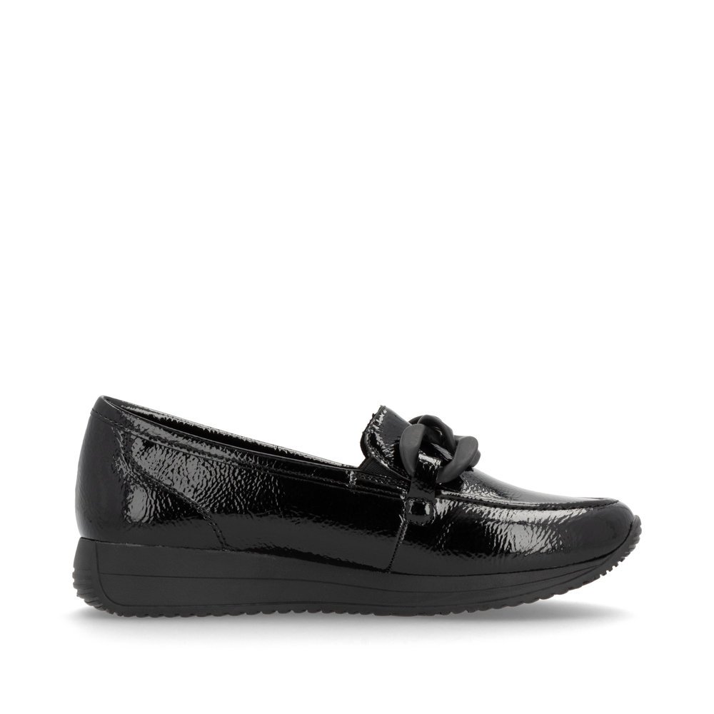 Glossy black remonte women´s loafers D0H10-00 with a chunky chain element. Shoe inside.