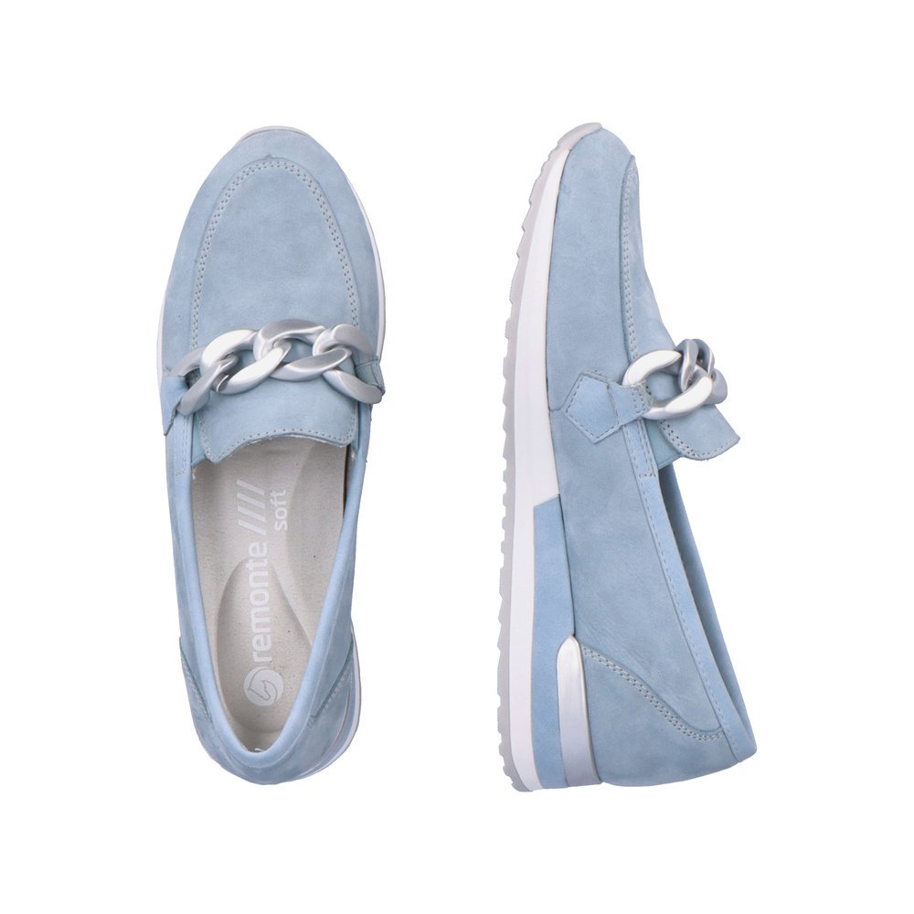 Blue remonte women´s loafers R2544-10 with stylish chain. Shoe from the top, lying.
