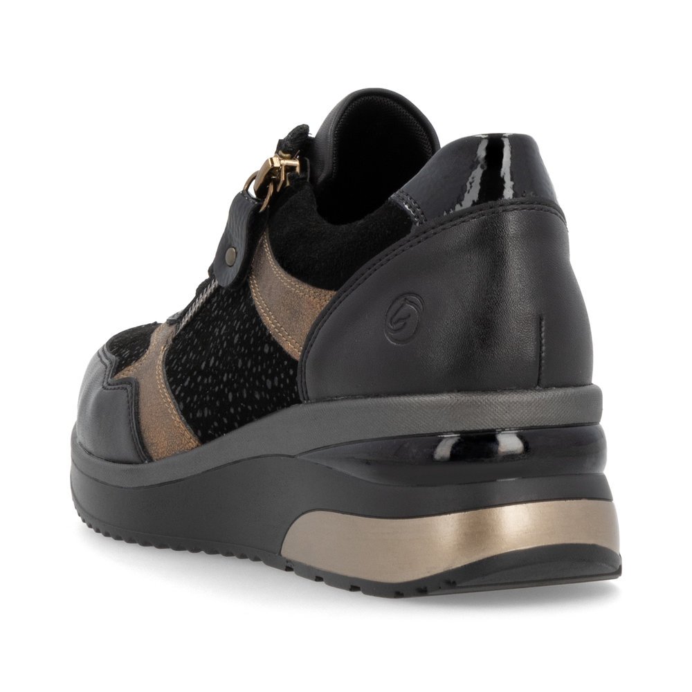 Jet black remonte women´s sneakers D2416-03 with zipper as well as comfort width G. Shoe from the back.