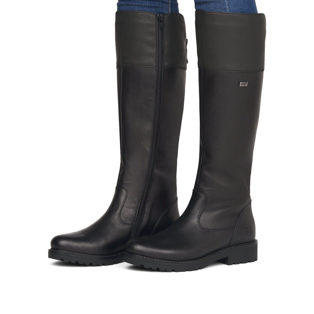 Midnight black remonte women´s high boots R6581-04 with remonteTEX technology. Shoe on foot.