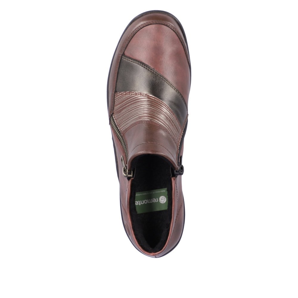 Wine red remonte women´s slippers R7678-35 with a zipper as well as extra width H. Shoe from the top.