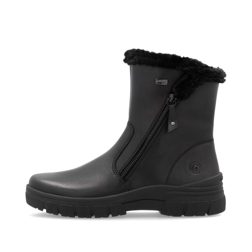 Night black remonte women´s ankle boots D0E78-00 with remonteTEX technology. Outside of the shoe.