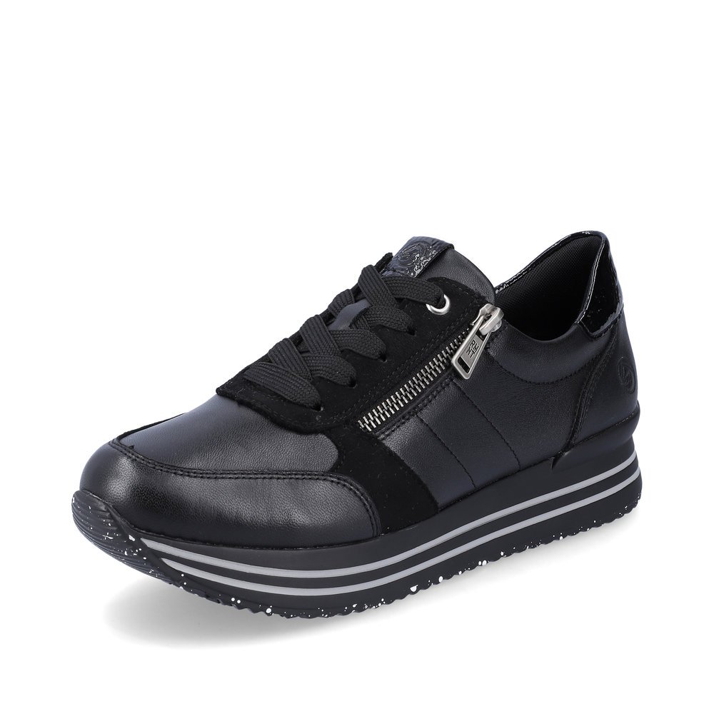 Night black remonte women´s sneakers D1316-02 with a zipper and comfort width G. Shoe laterally.