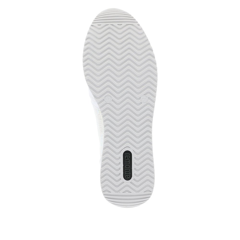 Pure white vegan remonte women´s sneakers D0H12-80 with a zipper. Outsole of the shoe.