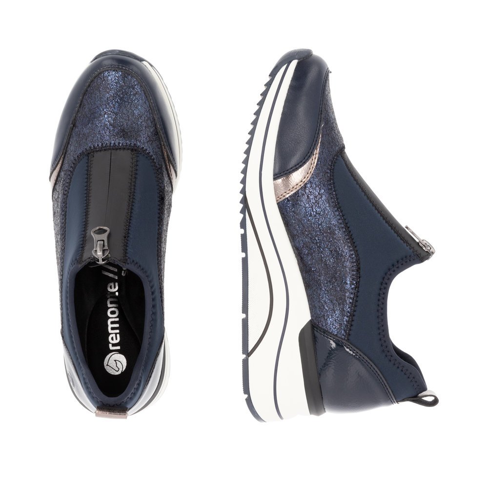 Blue vegan remonte women´s sneakers D0T08-12 with a zipper as well as extra width H. Shoe from the top, lying.