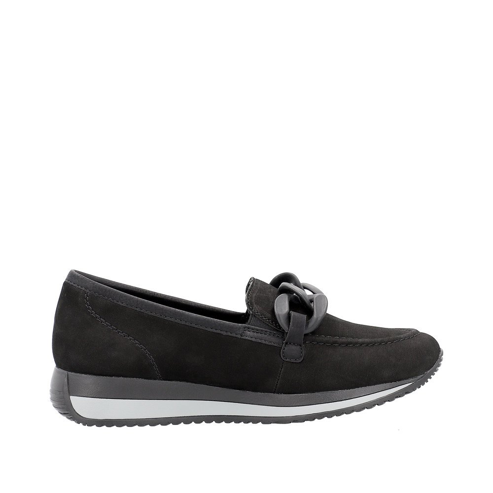 Night black remonte women´s loafers D0H10-01 with a chunky chain element. Shoe inside.