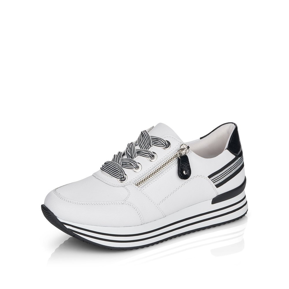 Classy white remonte women´s sneakers D1312-80 with zipper and stripe pattern. Shoe laterally.
