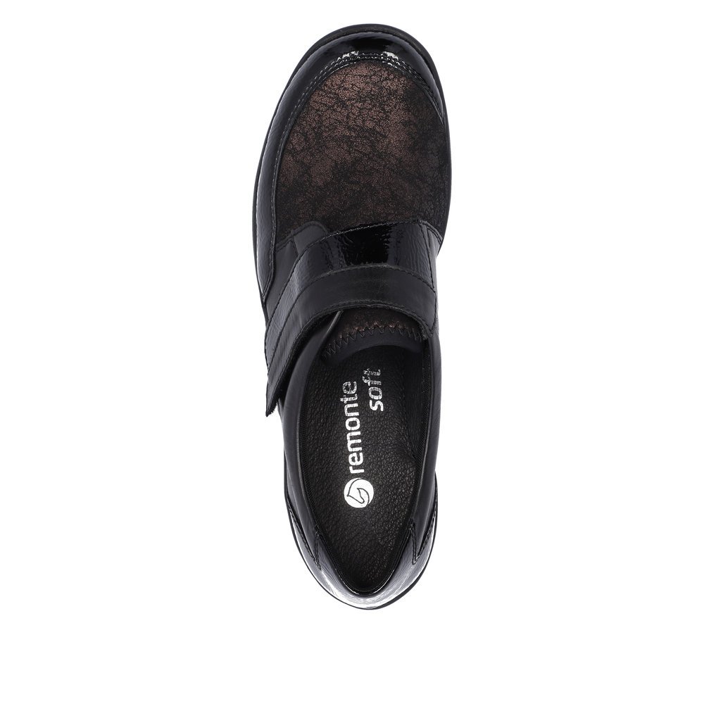 Chaussons remonte noirs pour femme R7600-03 avec fermeture velcro. Chaussure vue de dessus.