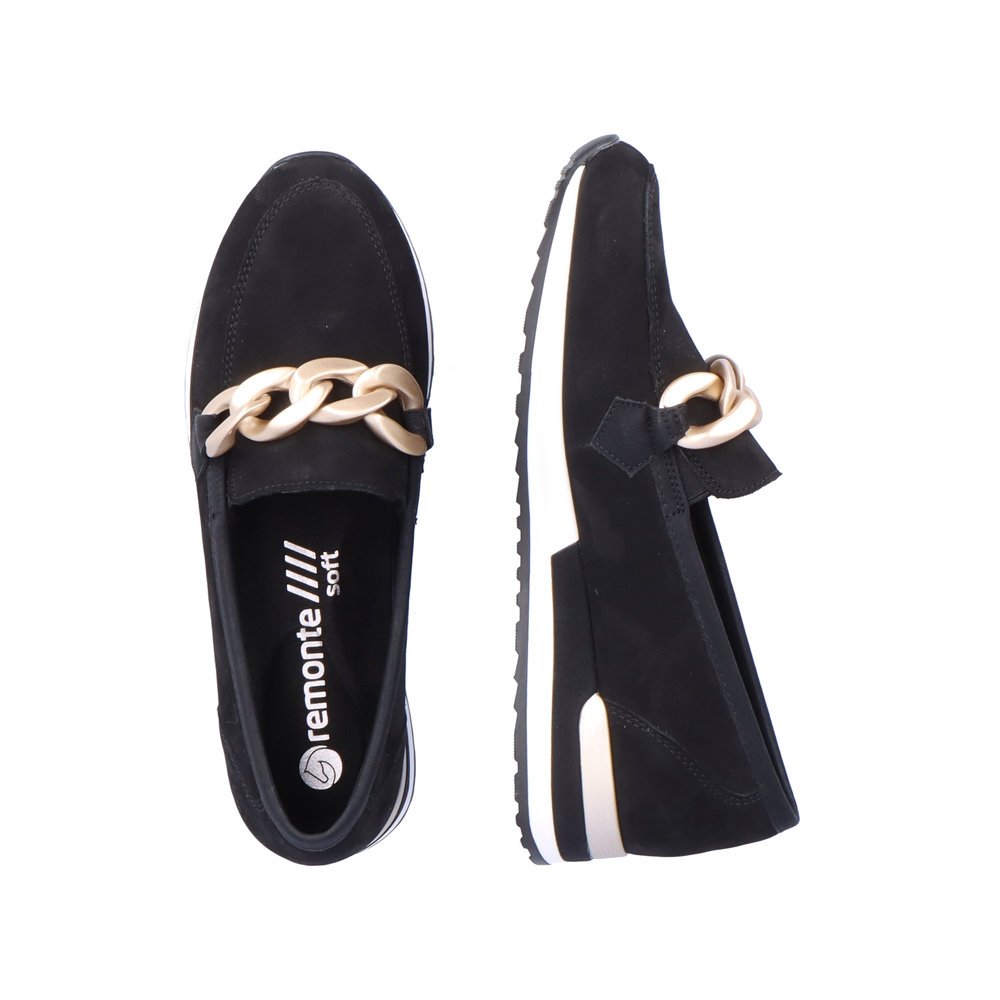 Night black remonte women´s loafers R2544-02 with golden chain. Shoe from the top, lying.