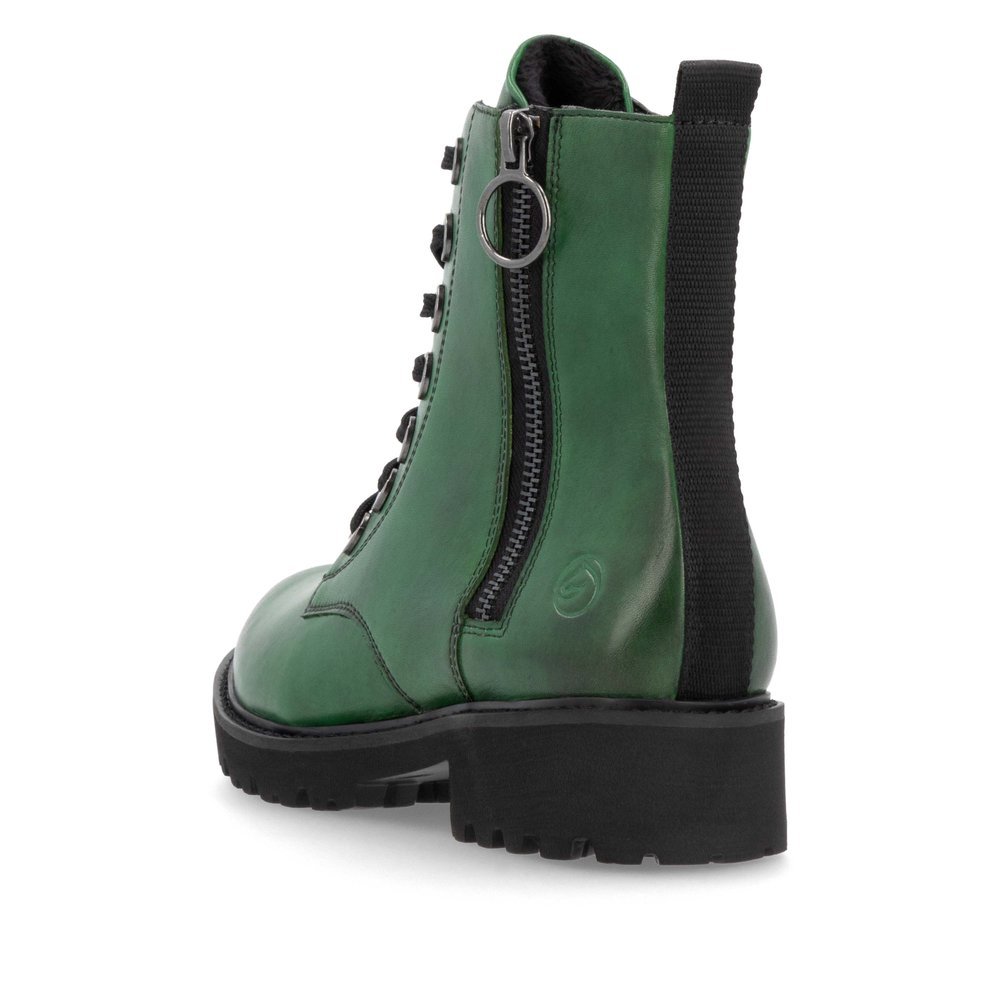 Emerald green remonte women´s biker boots D8671-53 with a distinctive eyelets. Shoe from the back.