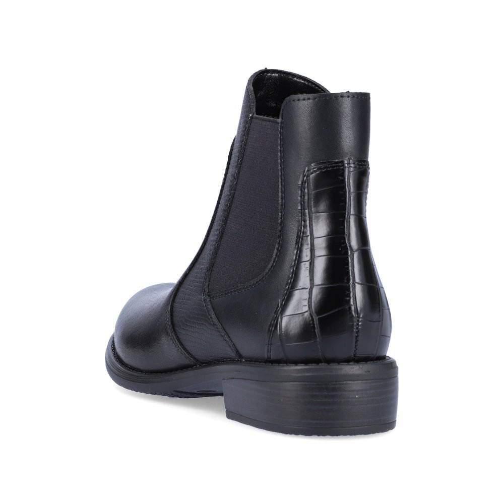 Black remonte women´s Chelsea boots D0F70-01 with zipper as well as a padded insole. Shoe from the back.