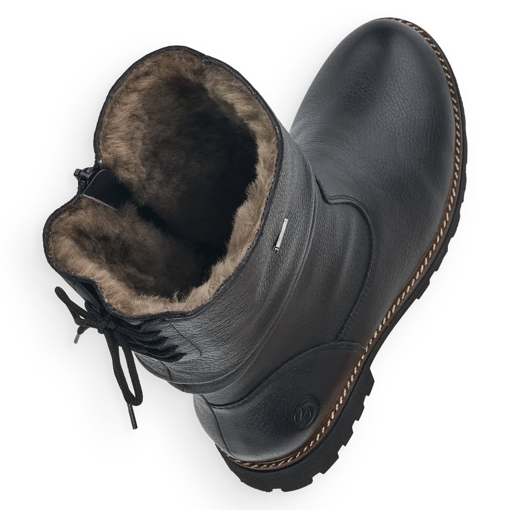 Schwarze remonte Damen Kurzstiefel D8477-01 mit wasserabweisender TEX-Membran. Schuh von oben, liegend.