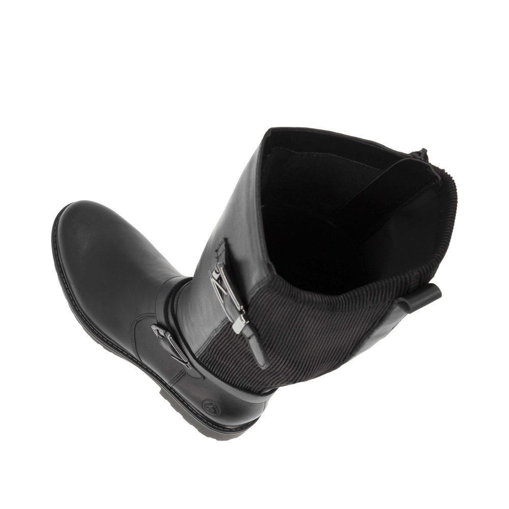 Black remonte women´s high boots R6593-00 with decorative buckles as well as zipper. Shoe from the top, lying.