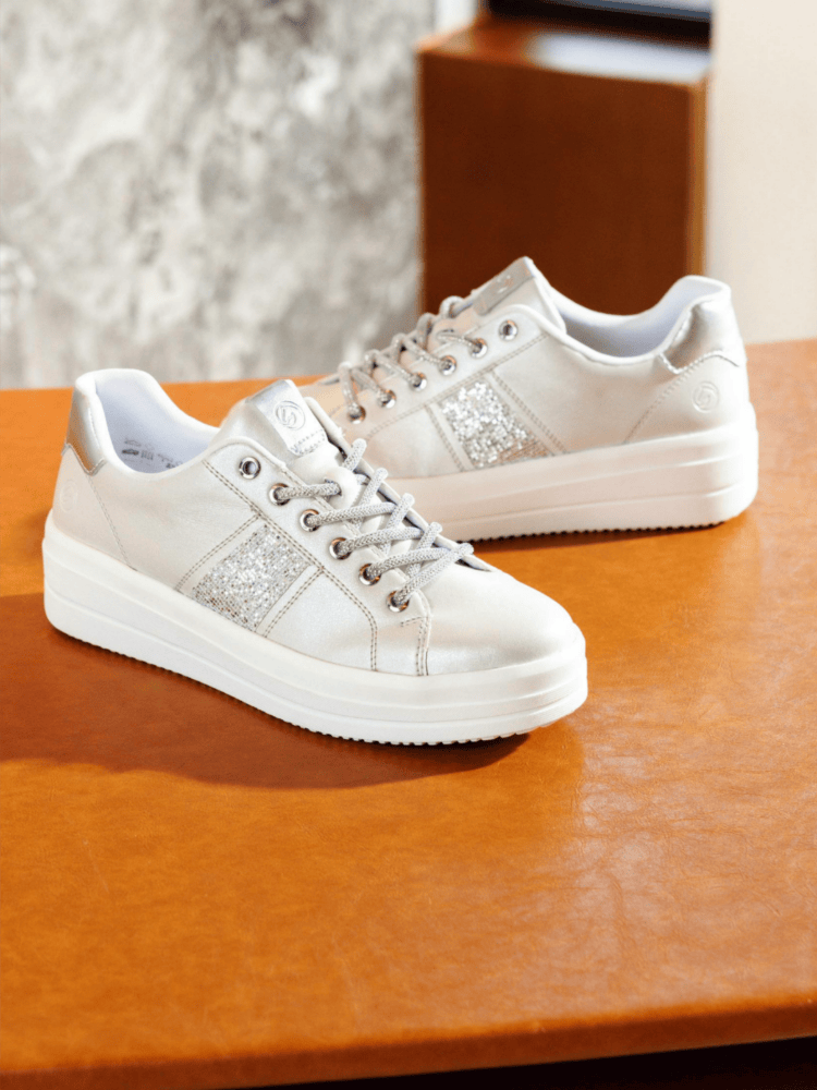 Festliche Slipper d1c10-90 von remonte.