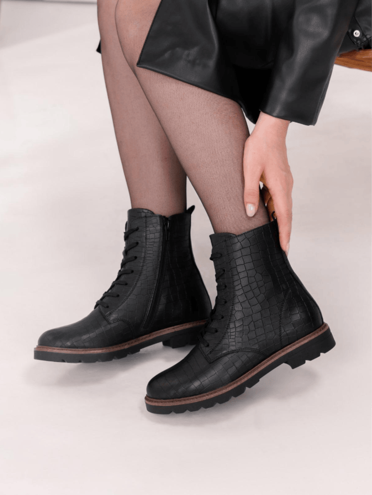 schwarze remonte Schnürstiefel d2q71-02